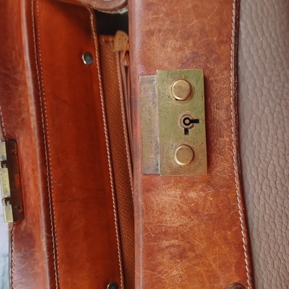 Dooney & Bourke Pre-tag Vintage Doctor Bag Satchel - Picture 13 of 16